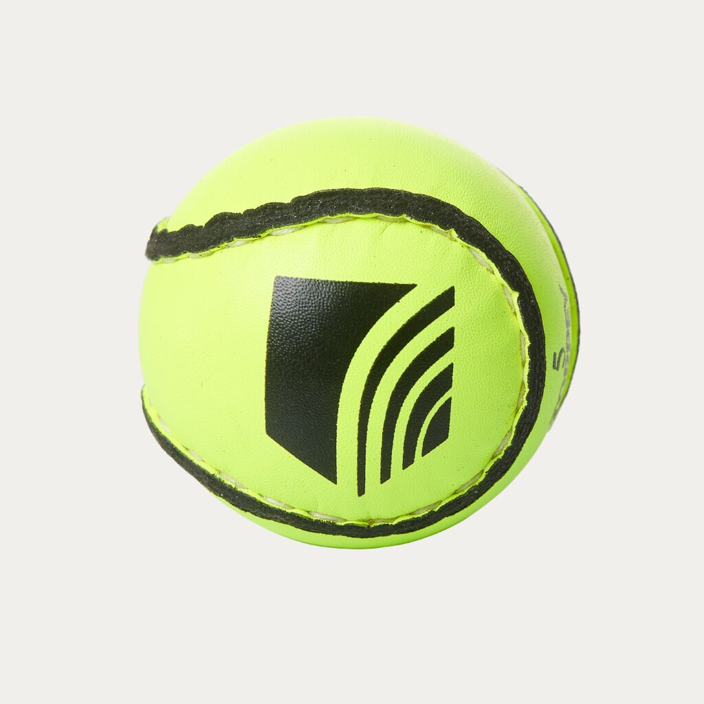 Adult Sliotar